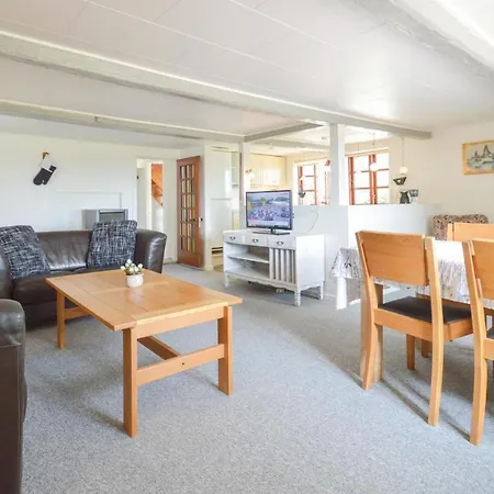Three-bedroom Holiday In Holiday home Faxe